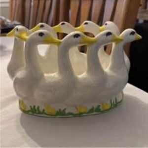 Charming Vintage Holland Mold Ceramic Geese Planter